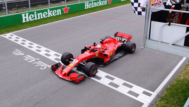 &bdquo;Mercedes-Benz&ldquo; nepavyko pavyti &bdquo;Ferrari&ldquo; Kanados F1 trasoje: S.Vettelis i&scaron;kovojo &bdquo;raudoniesiems&ldquo; pergalę