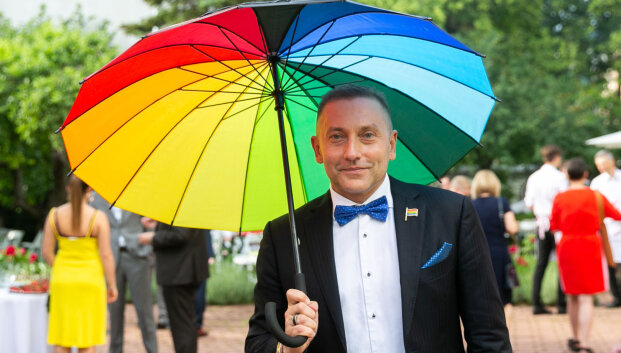 LGL vadovas V.Simonko: apie meilės paie&scaron;kas sovietmečiu ir a&scaron;aras dėl pirmojo &bdquo;Baltic Pride&ldquo; Lietuvoje