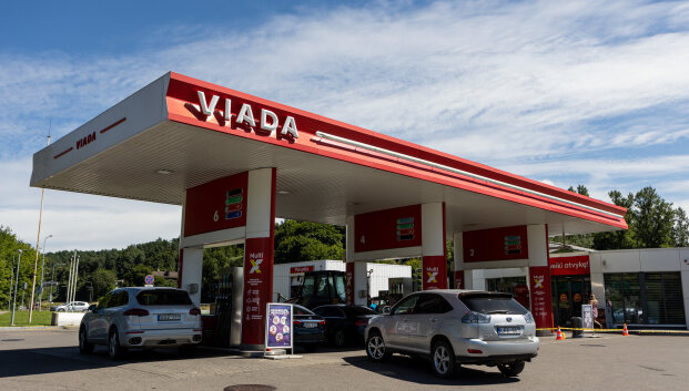 Teismas beveik 4 kartus sumažino degalinių tinklui &bdquo;Viada&ldquo; skirtą 50 tūkst. eurų baudą