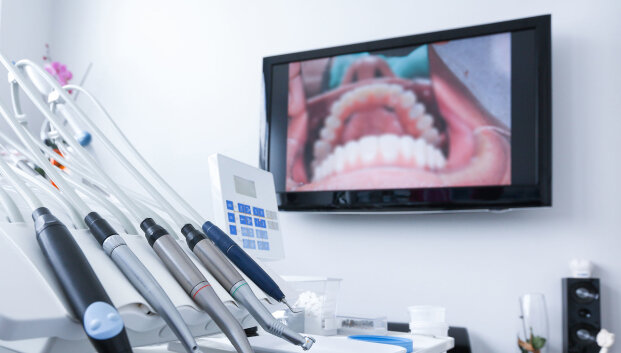 Anomalija burnoje: odontologė atskleidžia &ndash; &scaron;iuos dantis turi vos 10 proc. žmonių