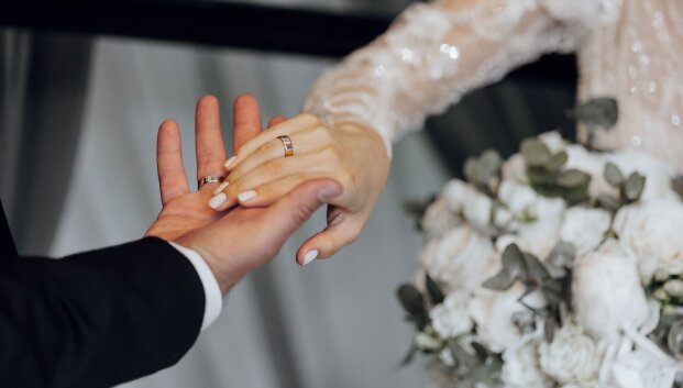 Sodai, muziejai ir golfo laukai: ko &scaron;ią vasarą ie&scaron;ko jaunavedžiai?