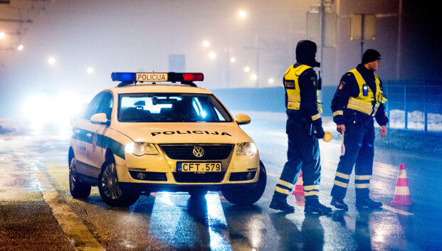 Ievos Strazdauskaitės dingimą priminusios gaudynės: &bdquo;Mano &bdquo;Audi&ldquo; stabdė pareigūnais apsimetę asmenys&ldquo;