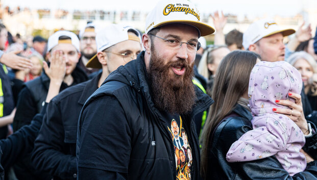 Bužinskas nusprendė kontratakuoti: ėmėsi žingsnių dėl pareigūnų kratų