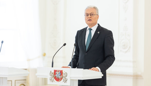 Seimo narių veiklai skirtų lė&scaron;ų naudojimo problemą G.Nausėda ragina spręsti sistemi&scaron;kai