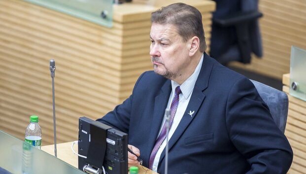 Referendumo įstatymui pataisas siūlantys &bdquo;valstiečiai&ldquo; prabilo apie &bdquo;tvarkos įstatymą&ldquo;