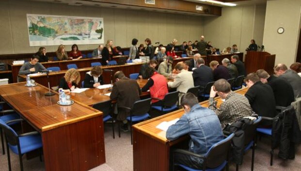 Kviečia pasitikrinti žinias apie Konstituciją