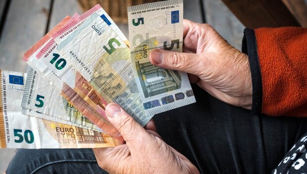Užsienietis, turintis laikiną leidimą gyventi Lietuvoje, buvo netikėtai įtrauktas į pensijų kaupimą: &bdquo;Sodra&ldquo; paai&scaron;kino tvarką