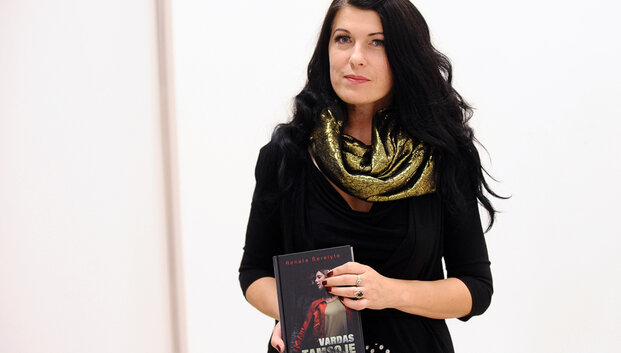Renata &Scaron;erelytė savo romano &bdquo;Vardas tamsoje&ldquo; ekranizacijoje atliks vaidmenį be žodžių