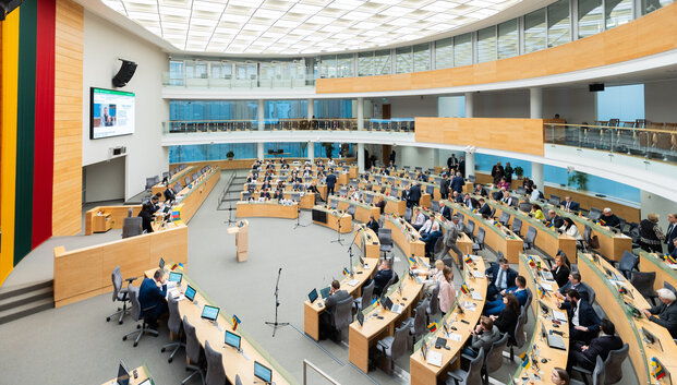 Seimas svarstys siūlymą likviduoti Nacionalinę &scaron;eimos tarybą, kaip valstybės i&scaron;laikomą įstaigą