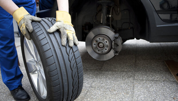 Automobilių padangų keitimas: pigu buvo vakar?