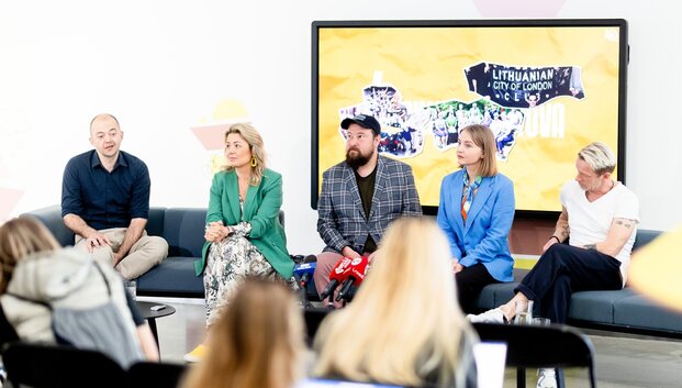 VRK primenant apie rizikas, agituojantieji už referendumą neatsisako koncerto