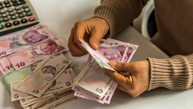 Silpstanti Turkijos lira &ndash; gera žinia keliautojams: didėja jų perkamoji galia