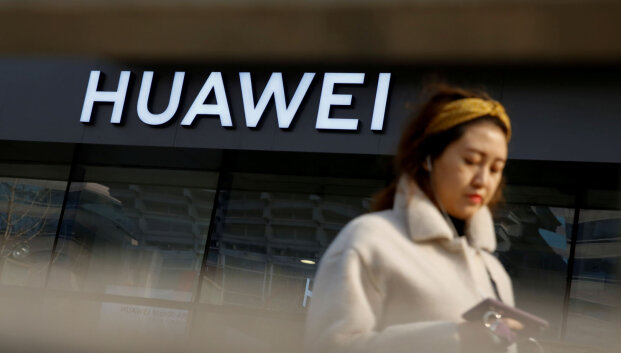 Nerimas dėl &bdquo;Huawei&ldquo;: kokio telefono geriau nepirkti ir kuo pavojingas 5G