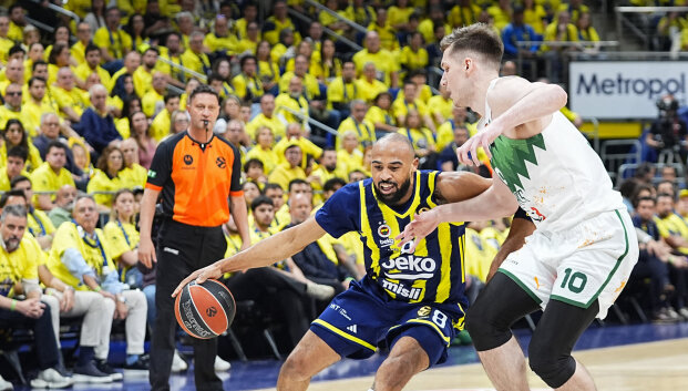 Buvusi &bdquo;Lakers&ldquo; viltis regi &bdquo;Žalgirio&ldquo; žvaigždę NBA ir pagarsino &Scaron;aro įvestą taisyklę