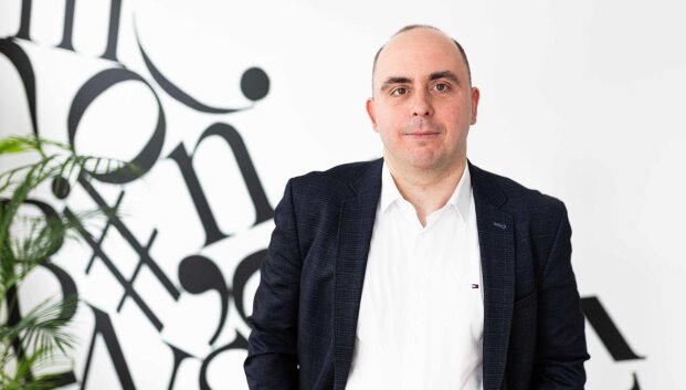 Įmonės nerimauja dėl užsitęsusio karo, stengiasi gaminti daugiau produktų: įspėjo, kas laukia