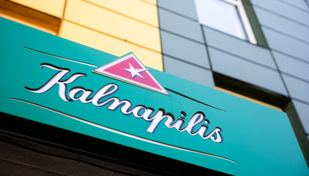 &bdquo;Kalnapilio-Tauro grupė&ldquo; vėl apkaltinta alaus prekyba Kaliningrade: vykdo tyrimą dėl keturių partnerių