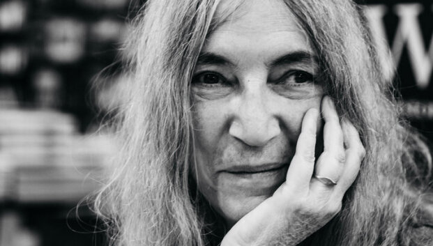 Patti Smith: &bdquo;Muzikos nepasigendu, o be ra&scaron;ymo nei&scaron;tveriu nė dienos&ldquo;