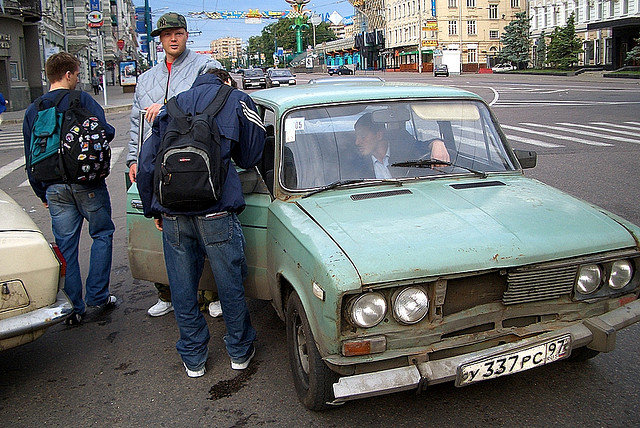 FastPhive's nuotr. /Maskvoje galima vis dar sustabdyti ir tokių taksi automobilių