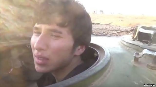 Kadras iš filmuotos medžiagos/Uzbekas savižudis sprogdintojas prieš misiją