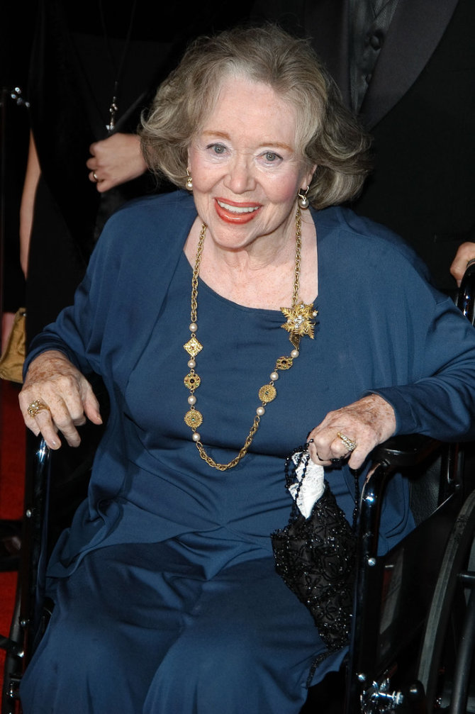 Vida Press nuotr./Glynis Johns