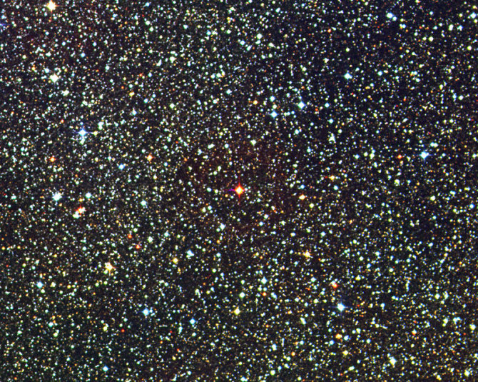 NASA gov. iliustr./Geltonai oranžinis taškelis nuotraukos centre-artimiausia Saulei žvaigždė Kentauro Proksima