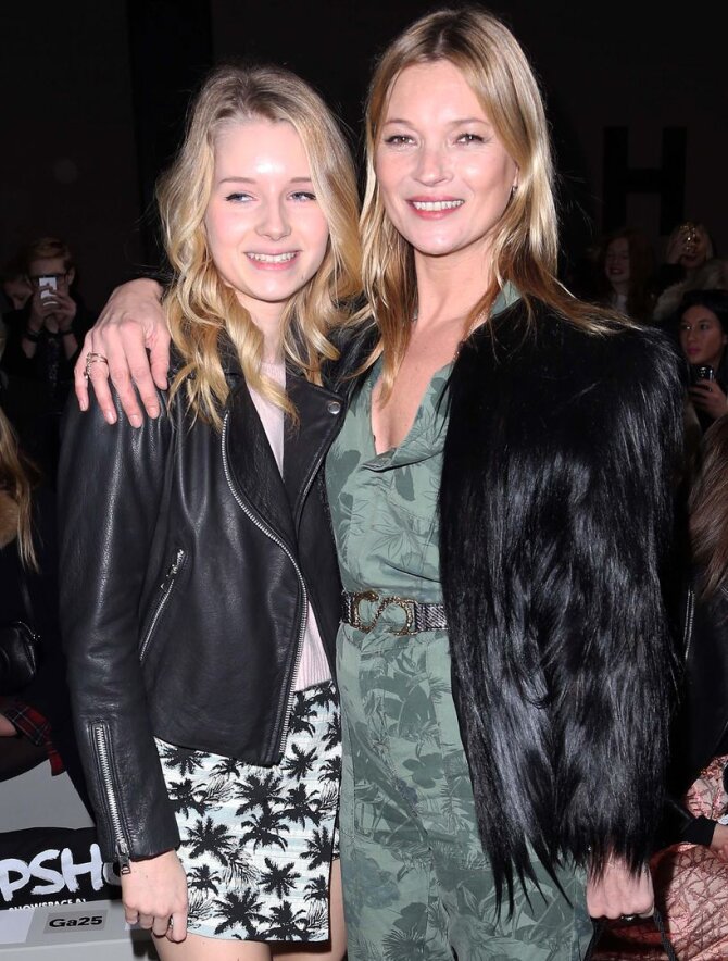 AOP nuotr./Kate Moss su seserimi Lottie Moss