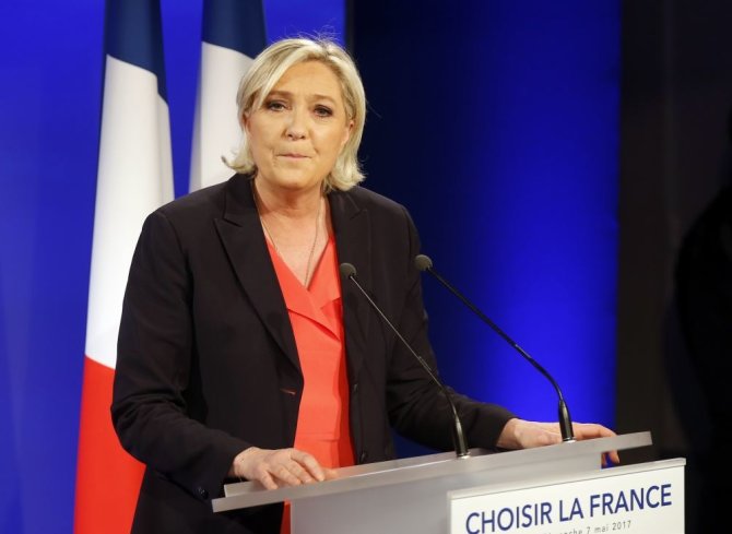 „Scanpix“/AP nuotr./Marine Le Pen pripažino pralaimėjimą