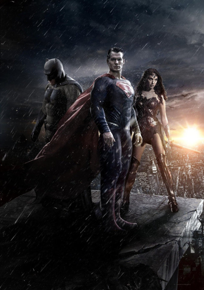 Filmo kūrėjų nuotr./Benas Affleckas, Henry Cavillas ir Gal Gadot filme „Betmenas prieš Supermeną: teisingumo aušra“ 