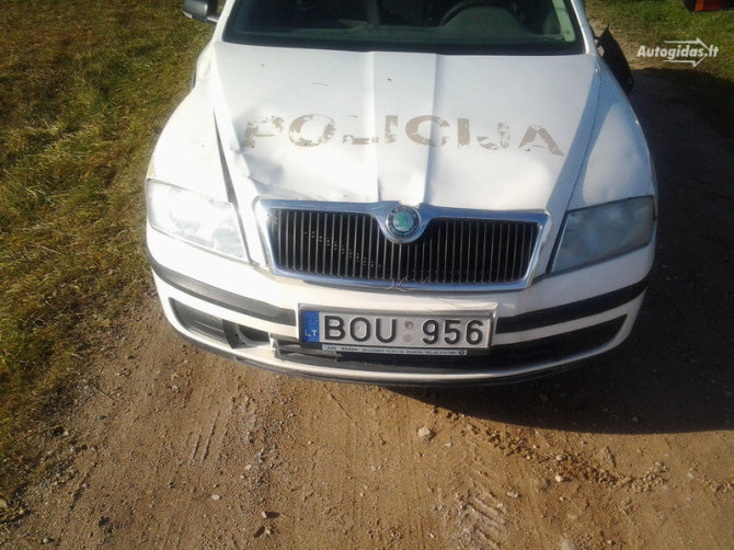 „Autogidas.lt“ nuotr./Policijos „Škoda Octavia“