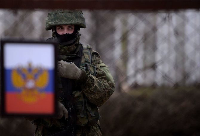 AFP/„Scanpix“ nuotr./Rusų karys Kryme