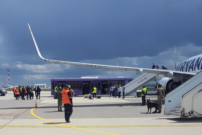 „Reuters“/„Scanpix“ nuotr./Į Minską nukreiptas „Ryanair“ lėktuvas