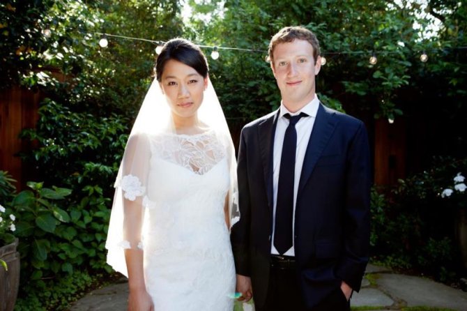 „Facebook“ nuotr./„Facebook“ įkūrėjas Markas Zuckerbergas su žmona Priscilla Chan