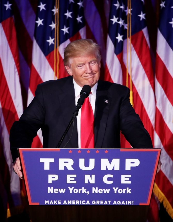 AFP/„Scanpix“ nuotr./Donaldo Trumpo kalba laimėjus prezidento rinkimus
