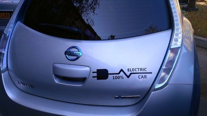Gamintojo nuotr./„Nissan Leaf“ elektromobilis