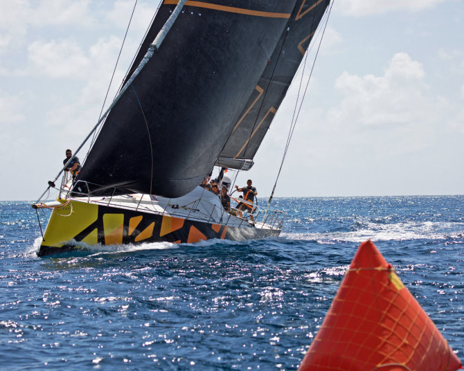 Peter Marshall & Eduardas Silva nuotr./„Ambersail 2“ trumfas Barbadose