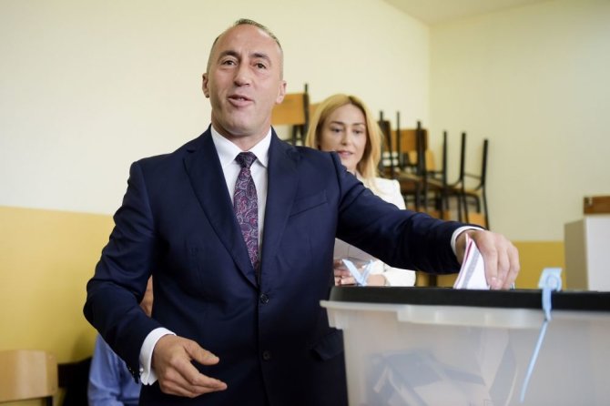 AFP/„Scanpix“ nuotr./Ramushas Haradinajas