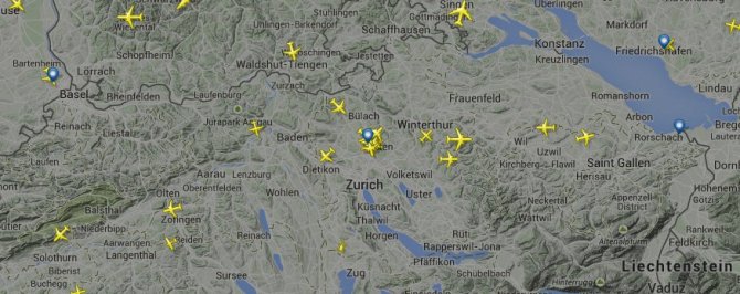 Flightradar24.com/Pasaulio grietinėlė skrenda į Davosą 