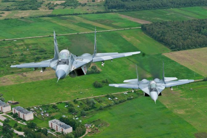 Polska-zbrojna.pl nuotr./Lenkų naikintuvai saugos Baltijos šalių oro erdvę