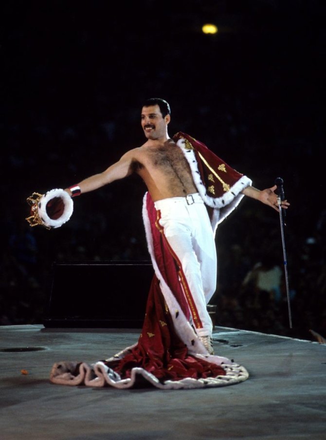 Vida Press nuotr./Freddie Mercury (1986 m.)
