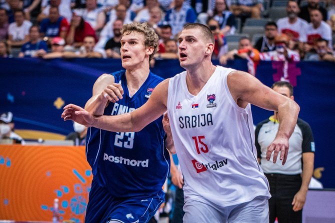 nuotr. FIBA/Lauri Markkanenas ir Nikola Jokičius