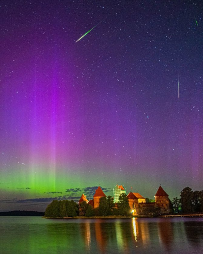 Ri fotografija nuotr./Pašvaistė ir Perseidų meteorų lietus