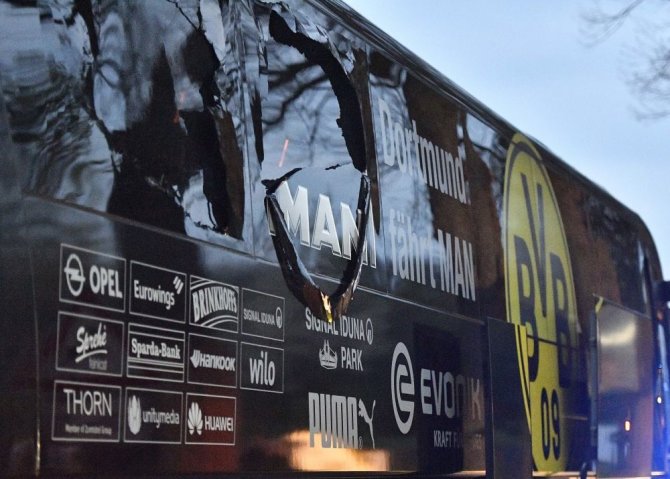„Scanpix“/AP nuotr./Autobusas po sprogimo