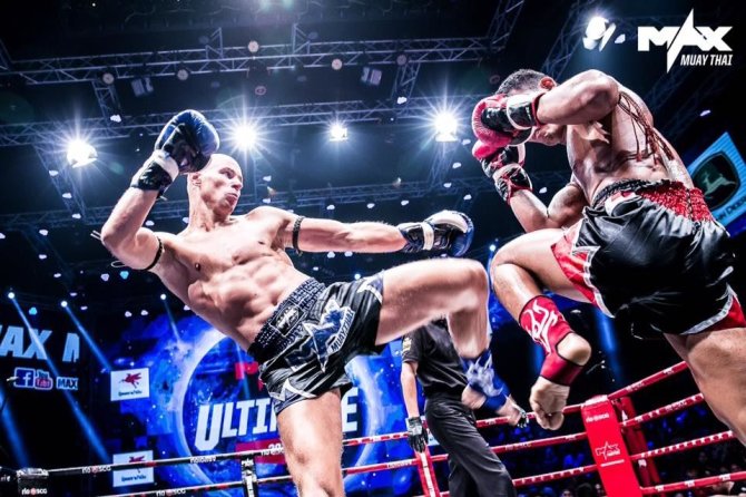 „Max Muay Thai“ turnyro organizatorių nuotr./Sigitas Gaižauskas Tailande iškovojo lygiąsias