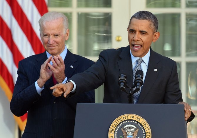 AFP/„Scanpix“ nuotr./Joe Bidenas ir Barackas Obama