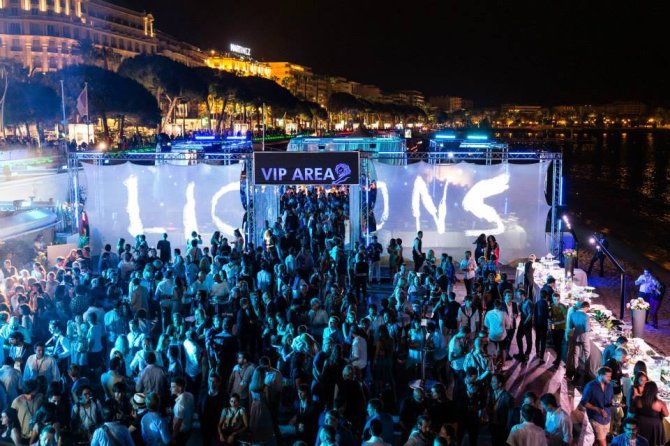 „Cannes Lions“ nuotr./Įspūdingas festivalio „Kanų Liūtai“ uždarymo vakaras