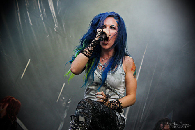 Organizatorių nuotr./Grupės „Arch Enemy“ vokalistė Alissa White-Gluz