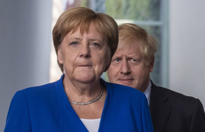 AFP/„Scanpix“ nuotr./Angela Merkel ir Borisas Johnsonas
