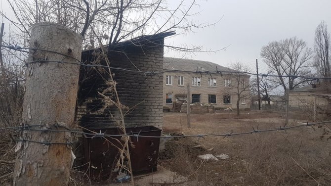 Anos Daukševič / 15min nuotr. /Ketvirtadienį artilerijos sviediniais buvo apšaudyta Ukrainos gyvenvietė Stanycia Luhanska 