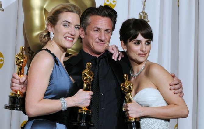 AFP/„Scanpix“ nuotr./Kate Winslet, Seanas Pennas ir Penelope Cruz