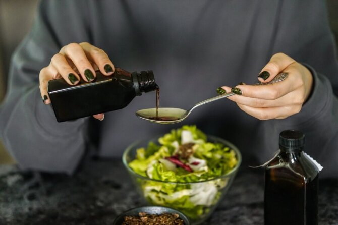 Shutterstock nuotr./Moliūgų sėklų aliejus